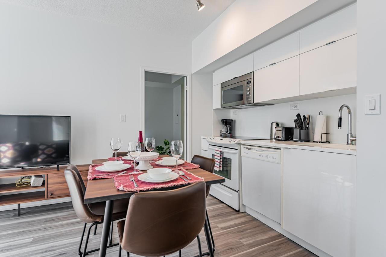 Leckie Luxurious Suites Toronto Buitenkant foto